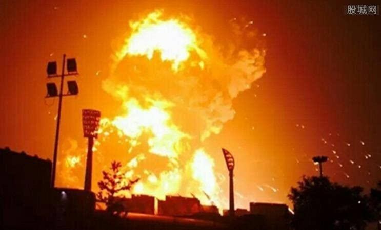 北京爆炸事故造成49人受傷，社會關注與救援行動迅速展開——事故最新消息